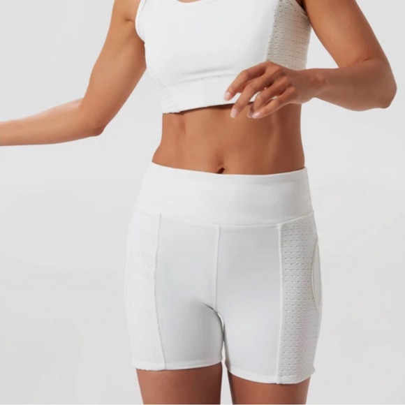 Tuckernuck White Cane 4 Inch Compression Tennis Shorts size Large - Picture 1 of 3